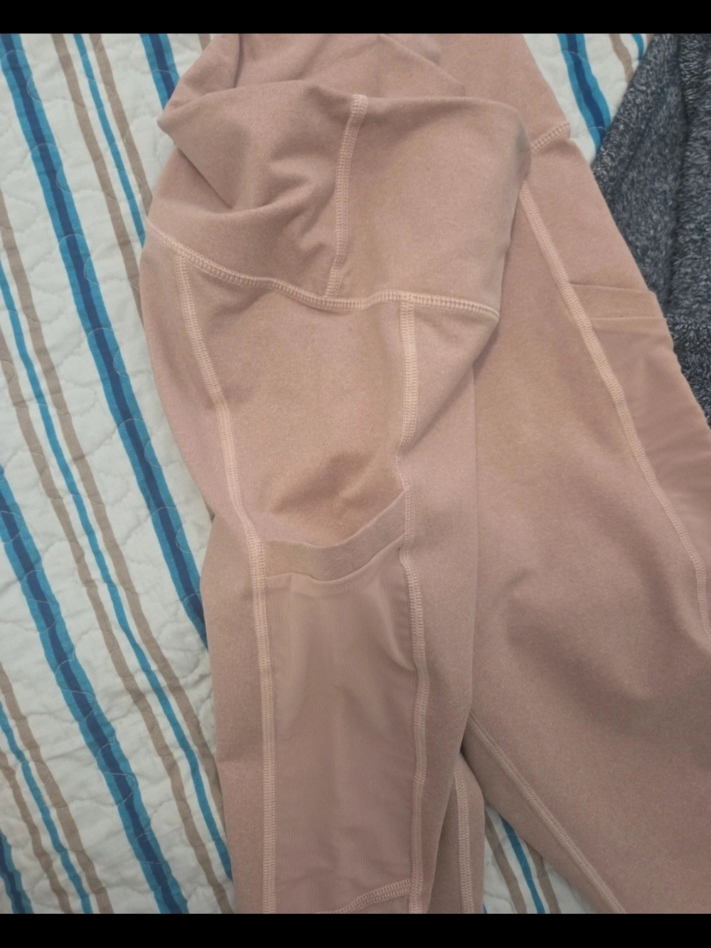 Fabletics Blush High-Rise Pocket Leggings